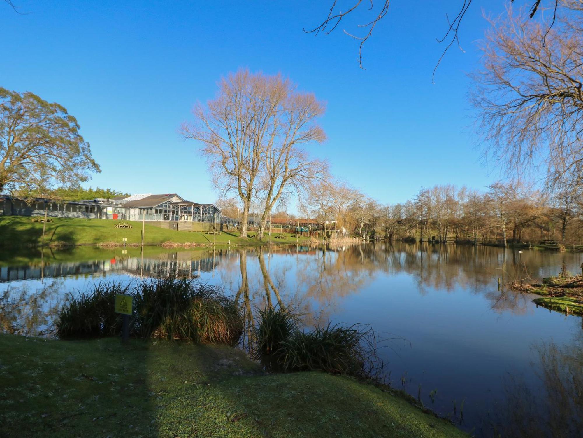 Rookley Lake Cottage Ventnor Exterior photo